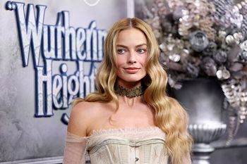 Zachwyca w gorsetowej sukni. Margot Robbie na premierze w Sydney