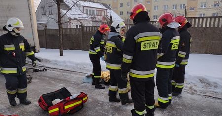 Kierowca potrącony przez przyczepę. Dramatyczna sytuacja