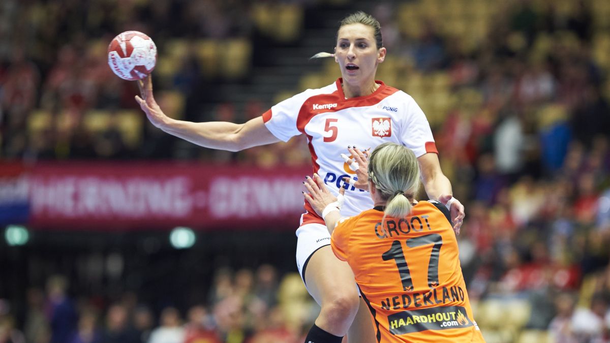 Iwona Niedźwiedź w biało-czerwonych barwach