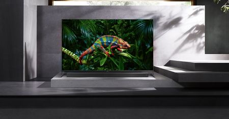 TCL X915 – telewizor 8K debiutuje na polskim rynku. Kosztuje majątek, ale i tak jest tańszy niż myśleliśmy