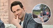 Tomasz Wolny niedawno stracił pracę w TVP. Dziś zupełnie się tym nie przejmuje krocząc na Jasną Górę