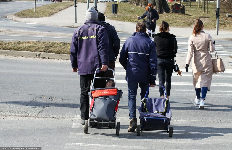 Poczta Polska rozdarta na pół. "Solidarność" dogaduje się za plecami listonoszy