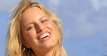 Karolina Kurkova JEST W CIĄŻY!