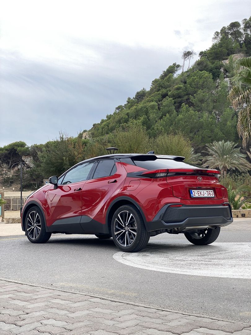 Toyota C-HR (2024)