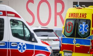 Przyszedł na SOR z nożami. Jest komunikat policji z Krakowa