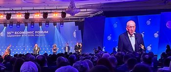 Powiat Ostrowiecki na Forum Ekonomicznym w Karpaczu. Rozmowy o zdrowiu i rozwoju regionów