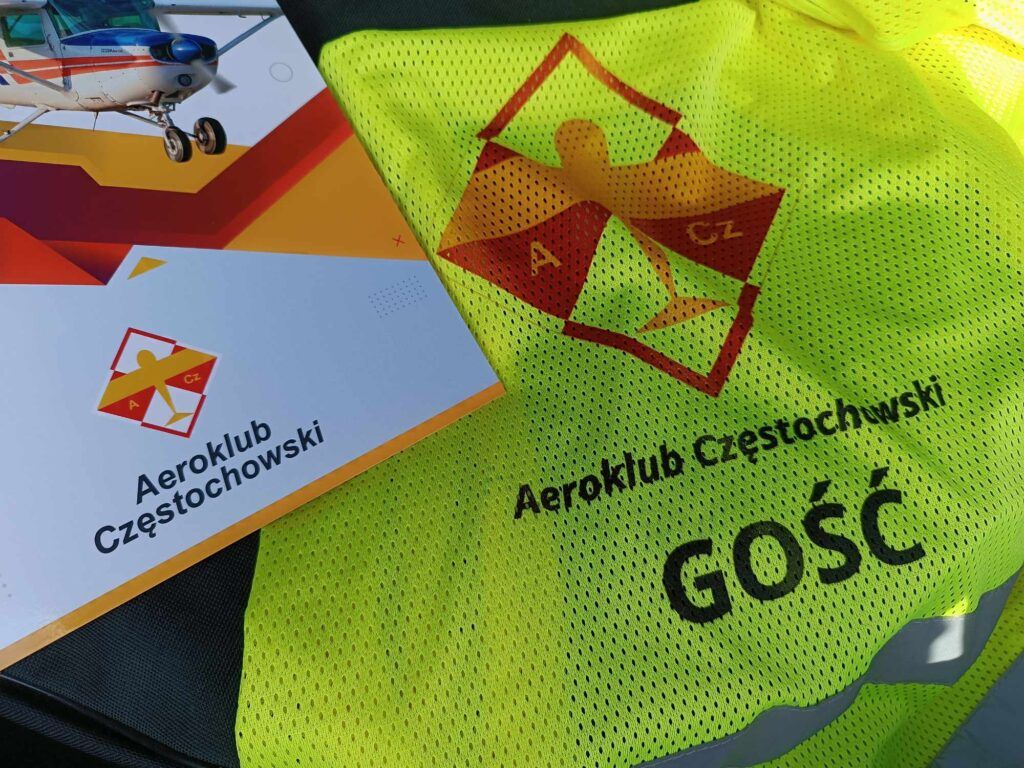 Lot szybowcem z lotniska Rudniki