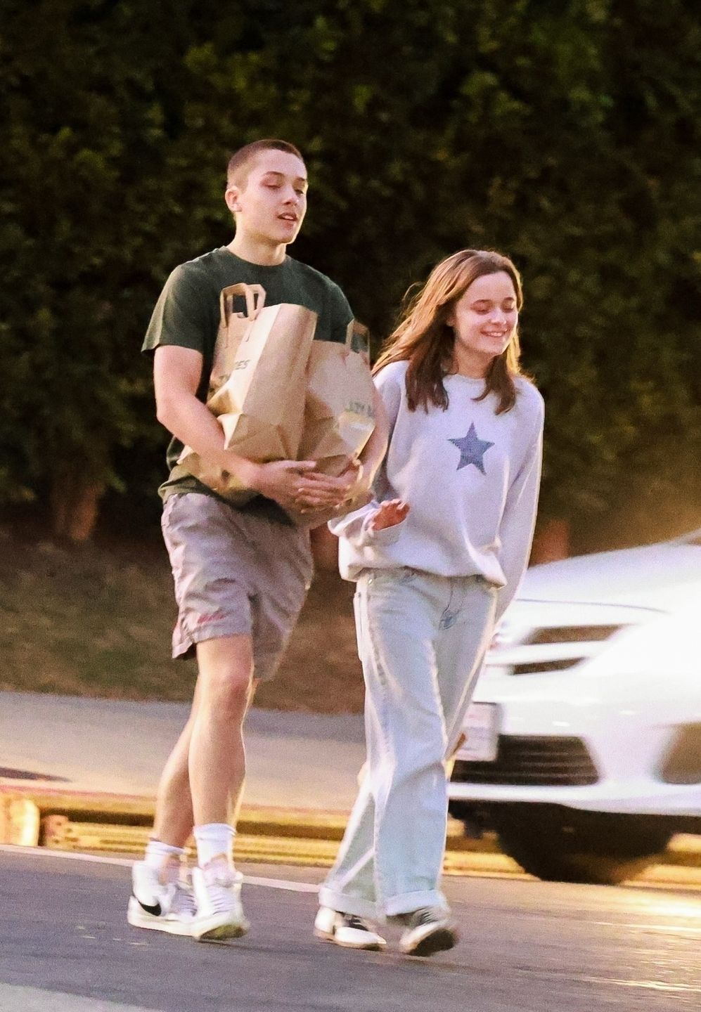 Tak dziś wyglądają 15-letnie bliźnięta Angeliny Jolie i Brada