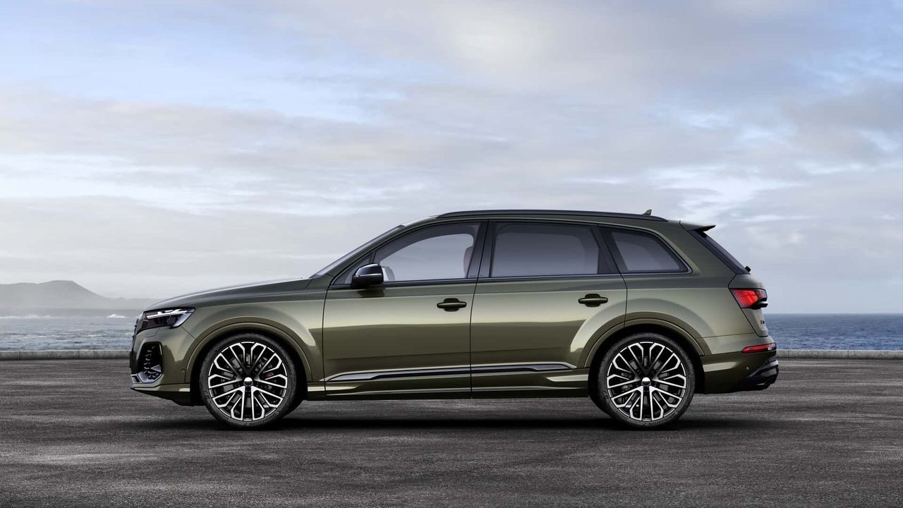 The latest Audi Q7 makeover is appealing yet familiar with laser headlights and the Spotify App