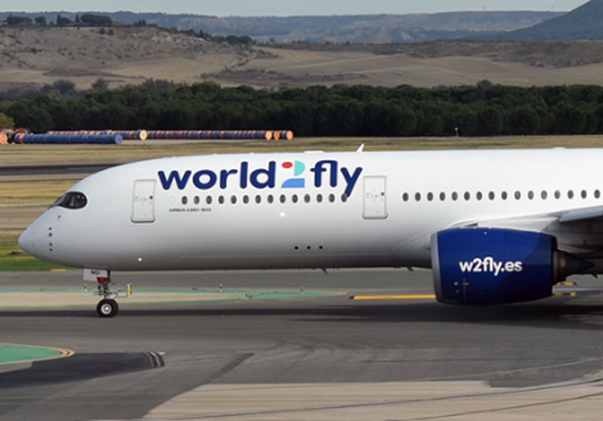 Awaryjne lądowanie samolotu z Polski. Pobudzony pasażer zrobił rozróbę