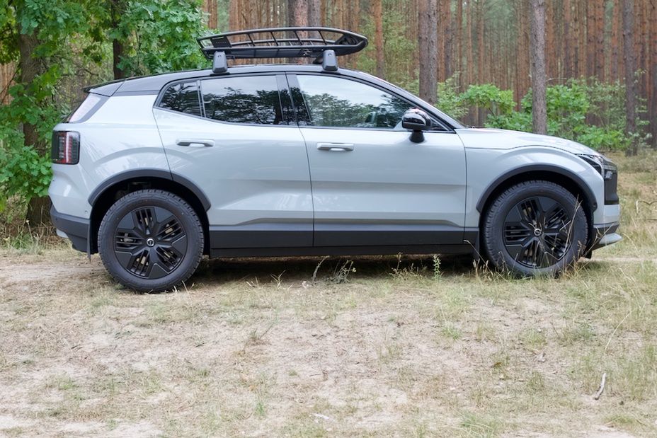 Volvo EX30 Cross Country