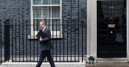 Wielka Brytania rozważa zmianę planów. Chodzi o wojsko w Ukrainie