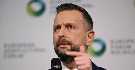 MON odpowiada na słowa Trumpa. "Trzeba zachować chłodną głowę"