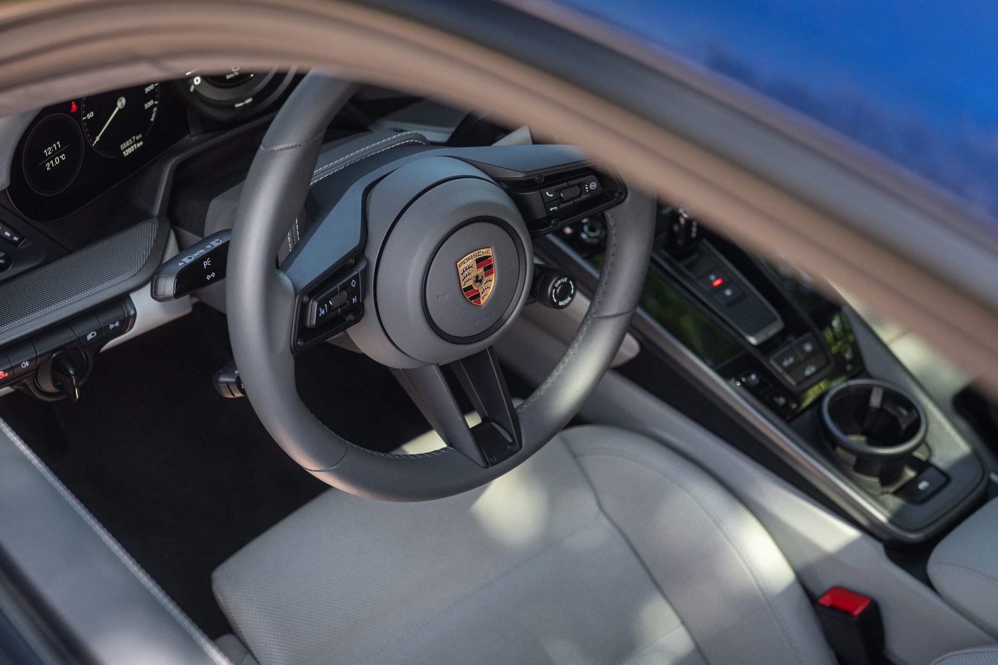 Porsche 911 Carrera 4S (992)