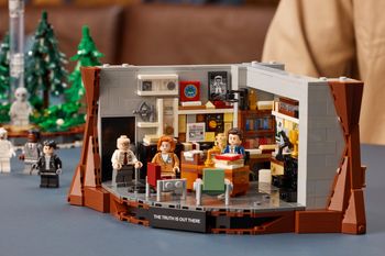 Pamiętacie "Z archiwum X"? Teraz możecie zbudować biuro Muldera z klocków LEGO