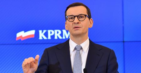 Omikron w Europie. Głośna zapowiedź Morawieckiego