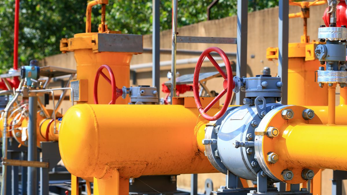 Beautiful gas pipeline, outdoors
pump, gas, air pipeline, metal, technology, factory, oil, equipment, industrial, industry, aboveground pipeline, pipes, gas pipeline, beautiful, background, outdoor, yellow, red, closeup, switch, valve, vertical extension, China, environment, pump, gas, air pipeline, metal, technology, factory, oil, equipment, industrial, industry, aboveground pipeline, pipes, gas pipeline, beautiful, background, outdoor, yellow, red, closeup, switch, valve, vertical extension, china, environment