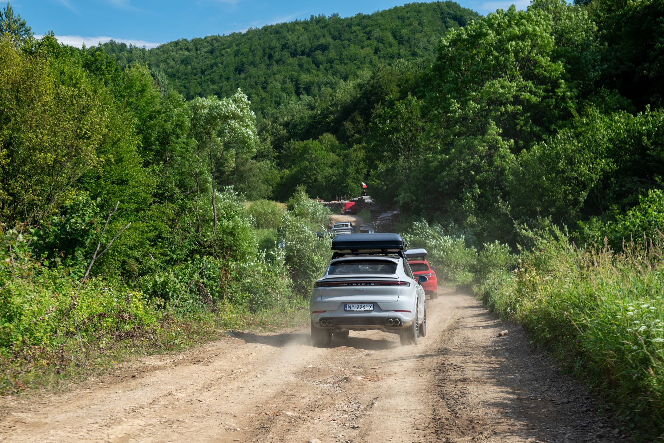 Porsche Cayenne w Bieszczadach