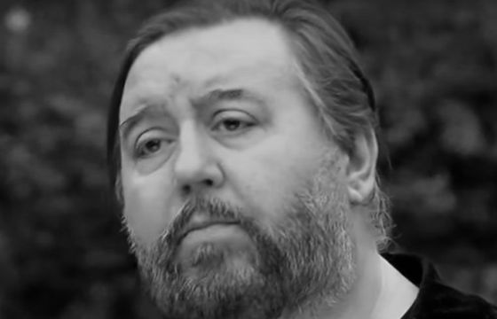 Zmarł aktor Dariusz Gnatowski, przez 21 lat grał w „Świecie według Kiepskich”