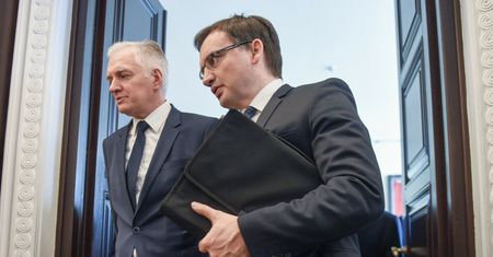 "Gowin siedzi okrakiem na płocie". Gość WP zderzył Ziobrę z wicepremierem