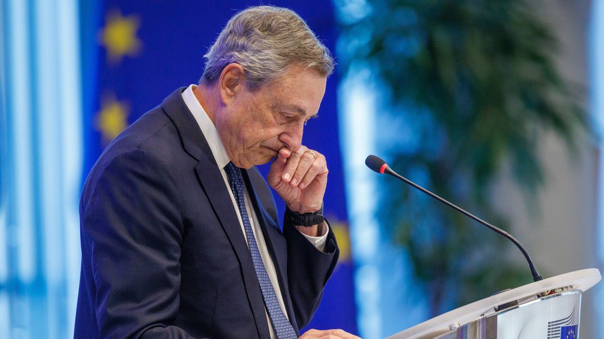 EU Commission conference one year after the Draghi Report on competitiveness
epa12381767 Professor Mario Draghi speaks at the conference One Year After the Draghi Report on Competitiveness in Brussels, Belgium, 16 September 2025.  EPA/OLIVIER MATTHYS 
Dostawca: PAP/EPA.
OLIVIER MATTHYS
Media, Press, Report