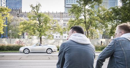 Jechał autem bez dachu, nie zgodził się na nagrywanie. Interweniuje RPO