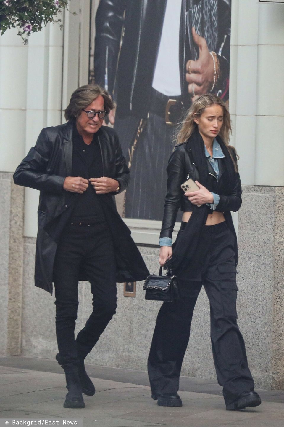 Mohamed Hadid "przyłapany" na buszowaniu po sklepach z o 42 lata młodszą modelką