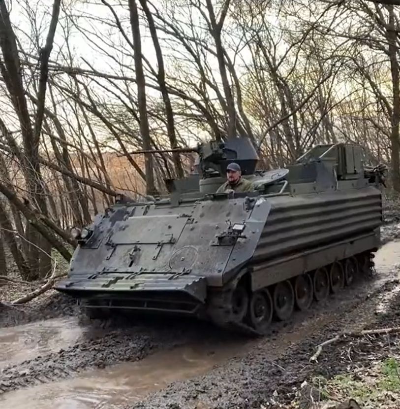 Transportery opancerzone M113 w Ukrainie. "To kombajny zbożowe koszące wrogów"