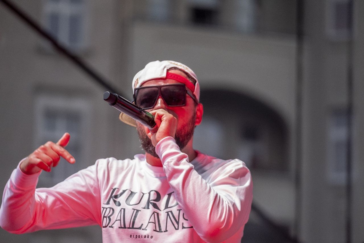 Łódź: Prawdziwy rap powraca na scenę klubu Scenografia