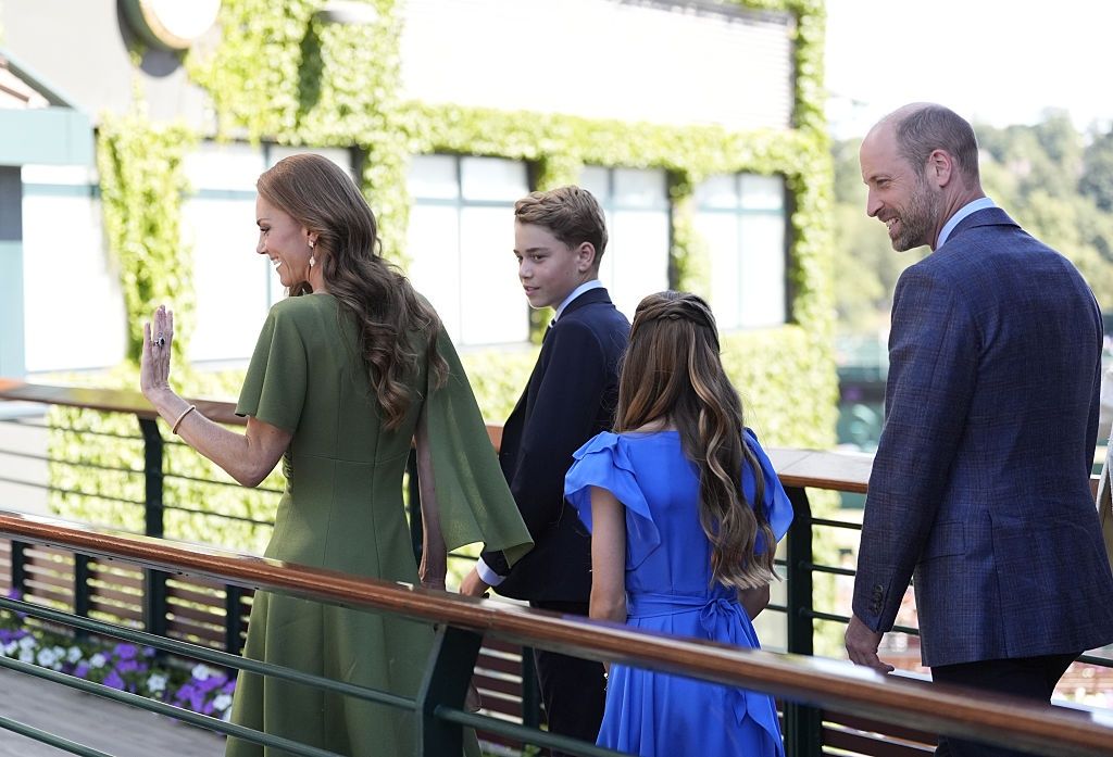 Kate Middleton i książę William z dziećmi