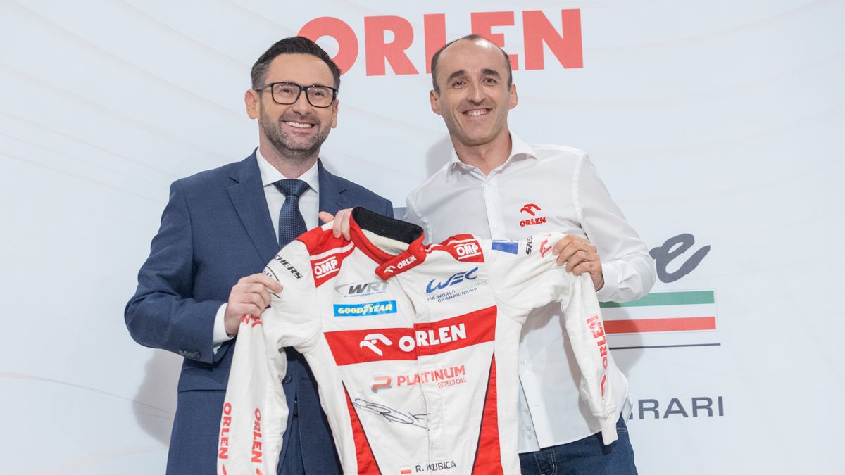 PKN Orlen President Daniel Obajtek and Robert Kubica are attending a press conference where Robert Kubica is being announced as an AF Corse Ferrari driver in Warsaw, Poland, on November 29, 2023. (Photo by Foto Olimpik/NurPhoto via Getty Images)