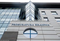 Chciał wręczyć skrzynkę z winem i gotówką. Adwokat usłyszał zarzuty korupcyjne