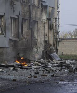 Kolejne lotnisko pełne Rosjan zaatakowane. Potężna eksplozja [RELACJA NA ŻYWO]