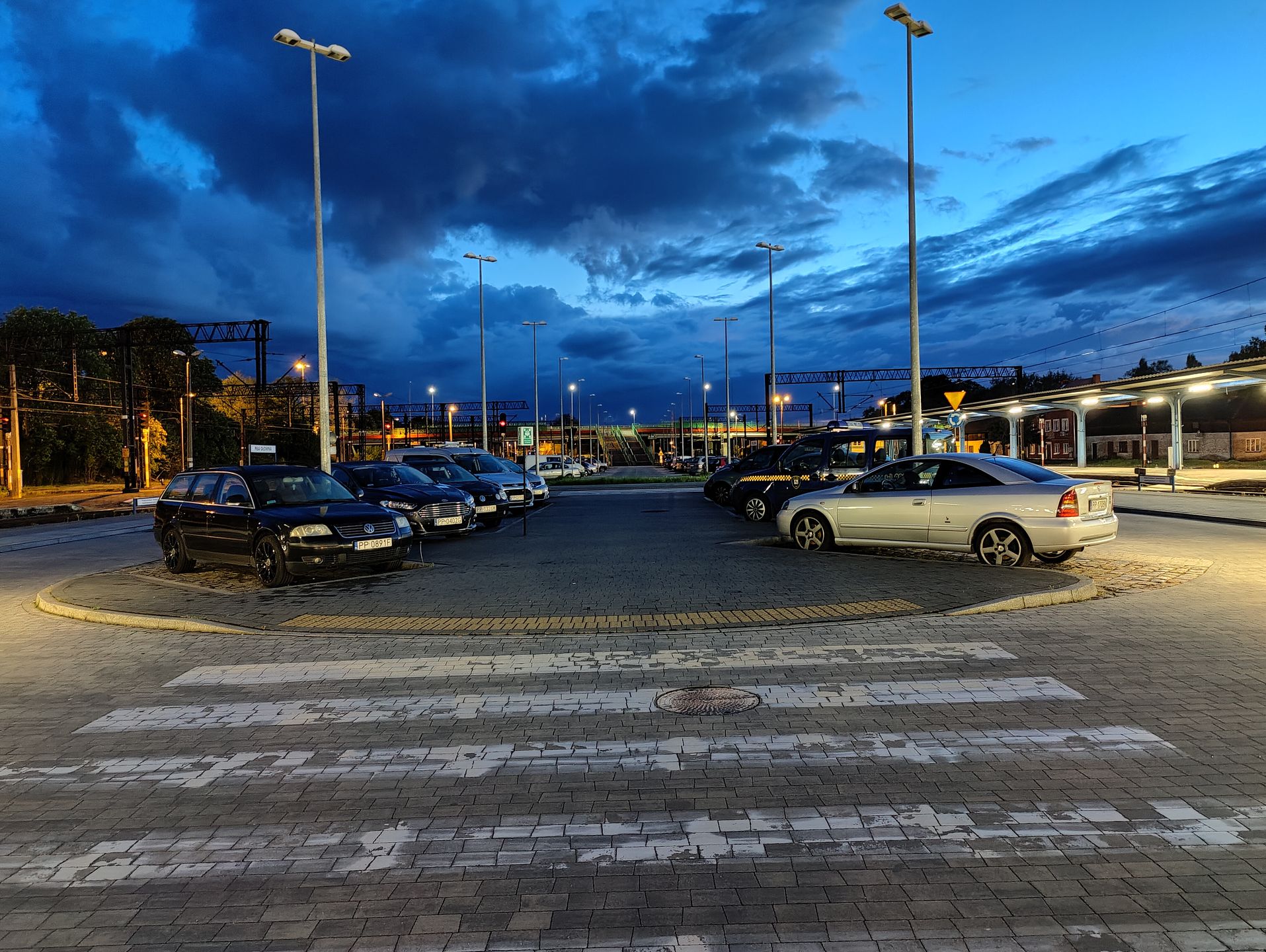 Nieoszlifowany diament. Test OnePlusa 9 Pro 27