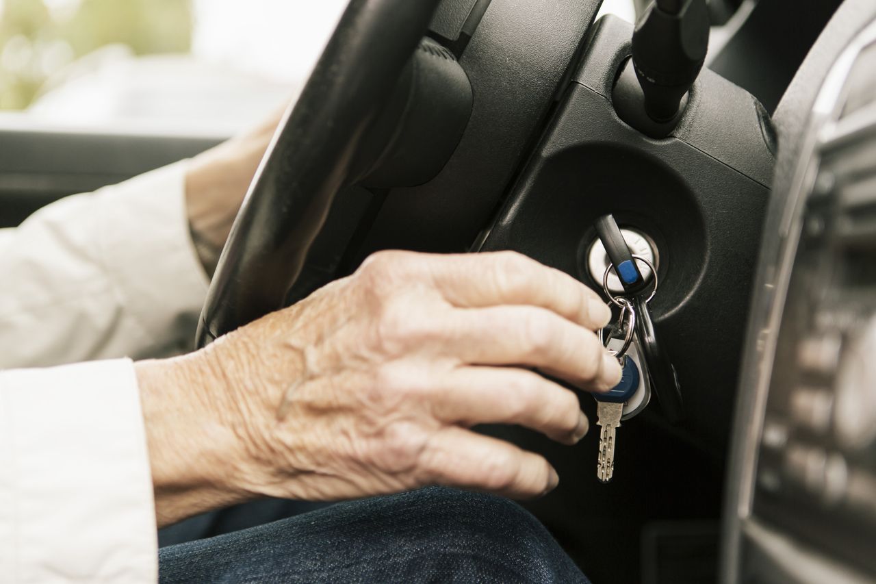 103-latka prowadziła auto bez ważnego prawa jazdy