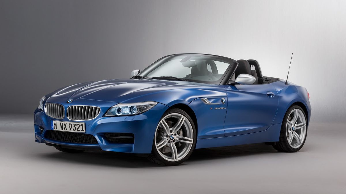 Przypomnijmy, że BMW Z4 dysponuje mocami od 156 KM w 2-litrowej wersji sDrive18i do 340 KM w sDrive35is.