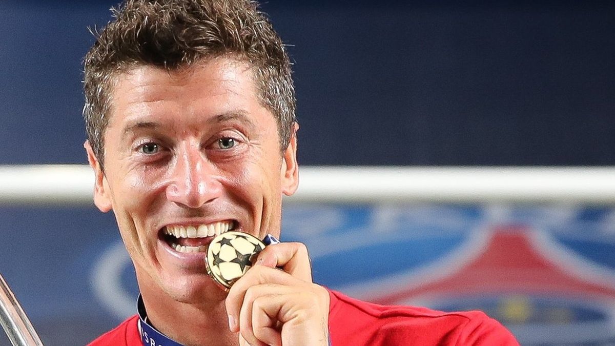 Robert Lewandowski w barwach Bayernu Monachium w 2020 roku