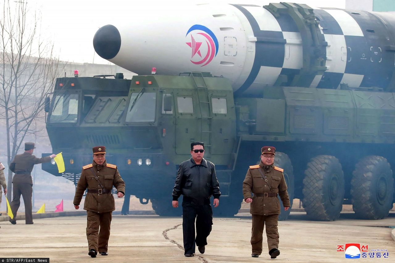 Sankcje na Koreę Północną. Biały Dom: Zapas broni balistycznej prawdopodobnie większy