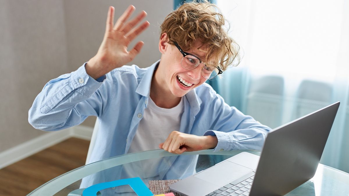 Laptop to dziś narzędzie nie tylko do nauki, ale także rozrywki