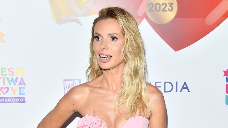 Izabela Janchowska odsłania smukłą sylwetkę, pozując w bikini 