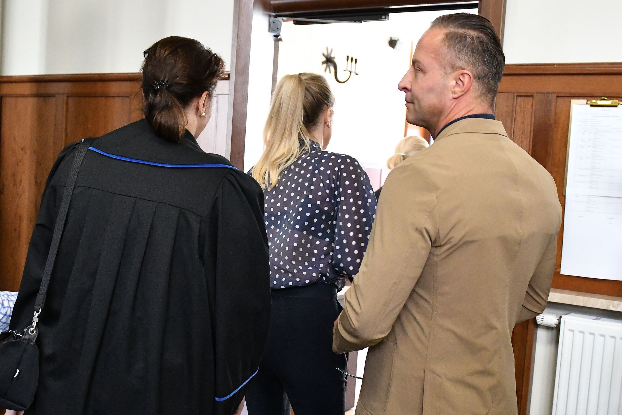 Rozprawa rozwodowa Modrej i Krupskiego