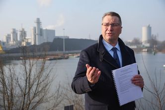 "Wtedy zdemontuję to świństwo". Czarnek o usunięciu fotowoltaiki