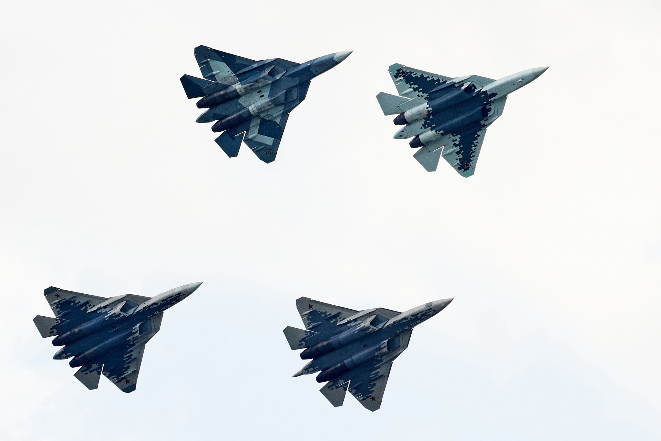 Jak brzmią rosyjskie myśliwce Su-57?