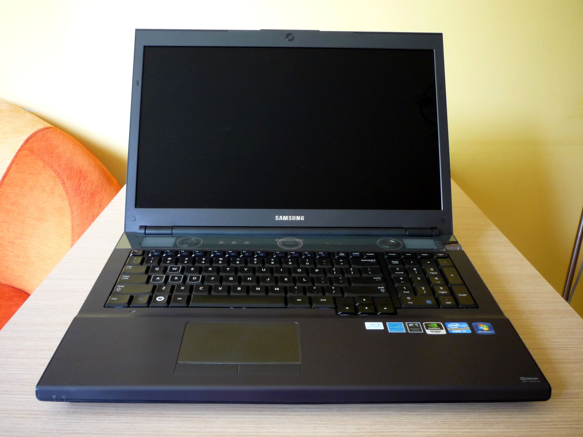 Samsung 700G7C – i (nie) tęsknisz za blaszakiem [test] 6