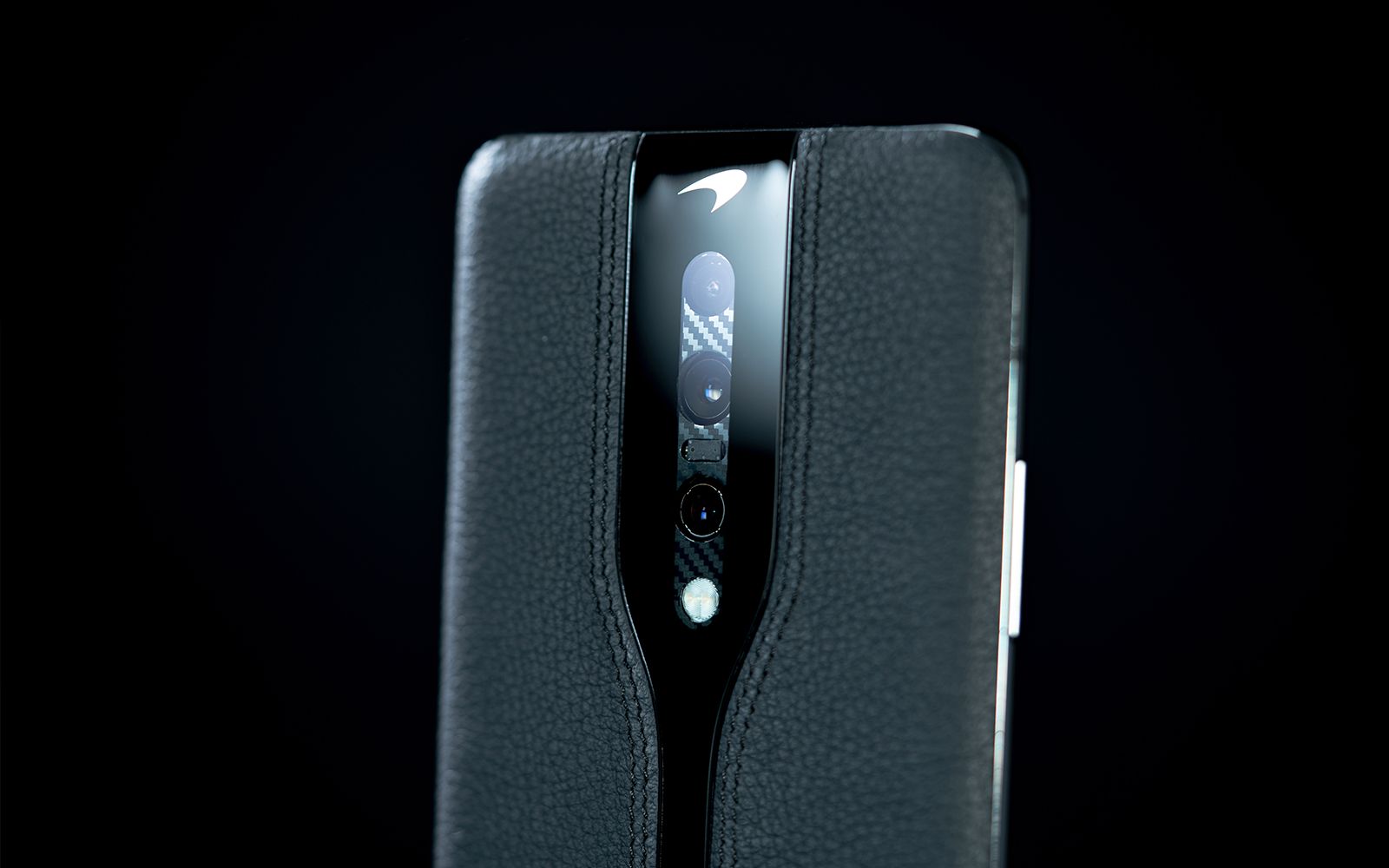OnePlus Concept One w czerni. Nowy wariant telefonu, który pewnie nigdy nie trafi na rynek 2