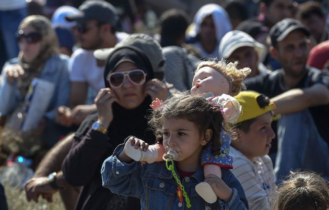 Włochy chcą zamknąć jeden z największych w UE ośrodków dla uchodźców