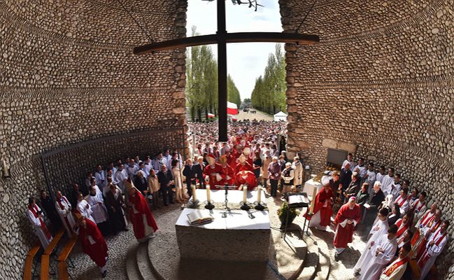 Biskupi z Polski i Niemiec upamiętnili zamordowanych w KL Dachau