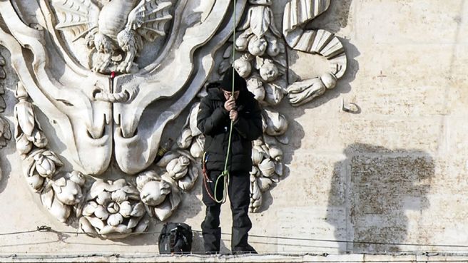 Protest na Bazylice Świętego Piotra