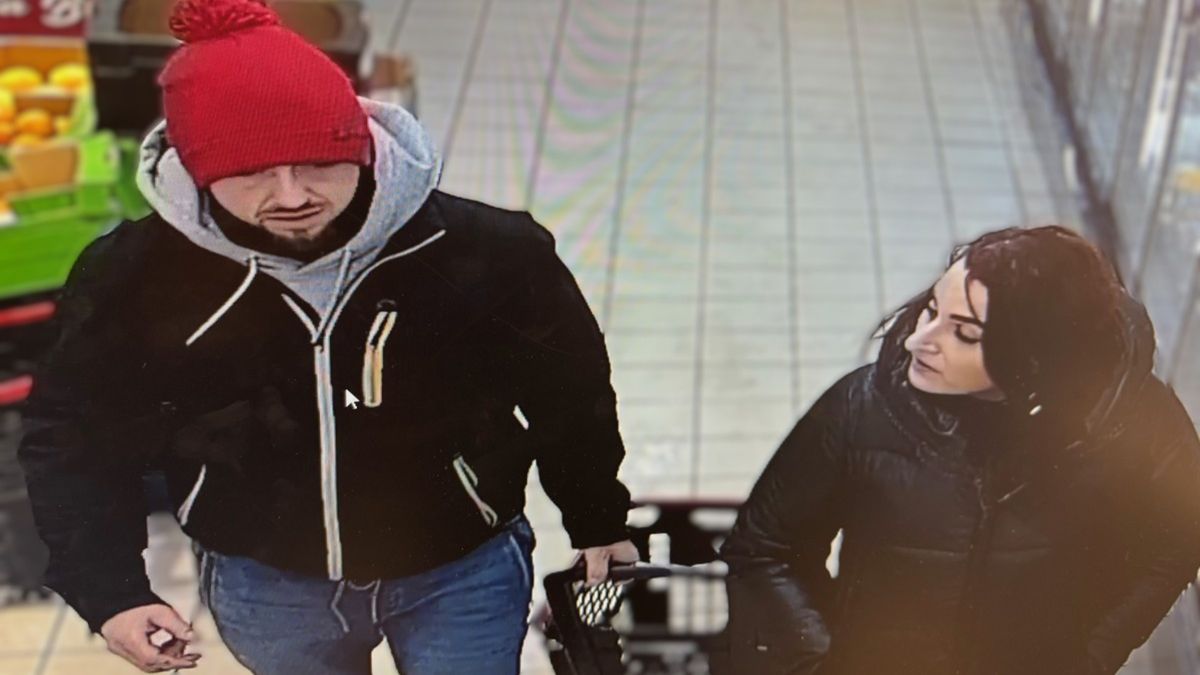 Policja próbuje ustalić tożsamość tej pary.