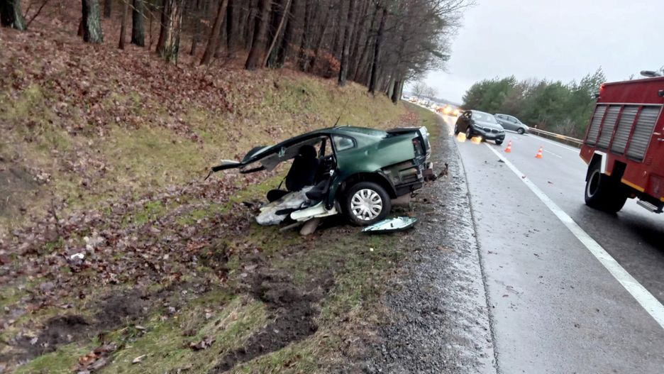 Wypadek w Leśnicach. Zginęły 2 osoby
